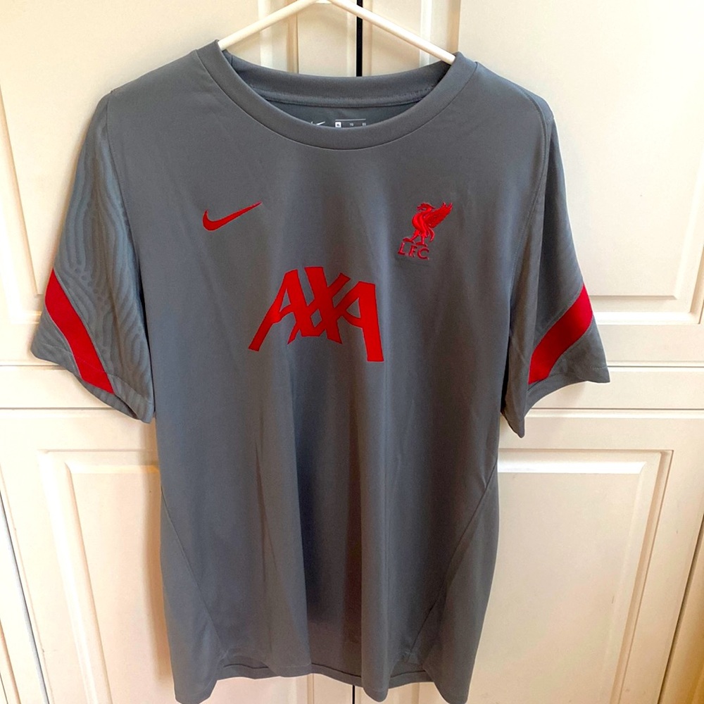 Men’s Authentic Nike XL Liverpool Soccer Jersey- Great Condition